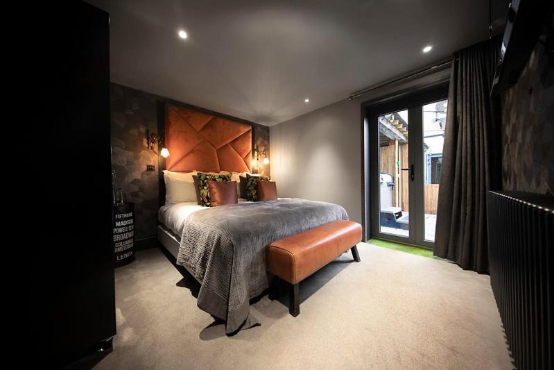 The Bells - Luxury Serviced Apartments Leeds  Extérieur photo