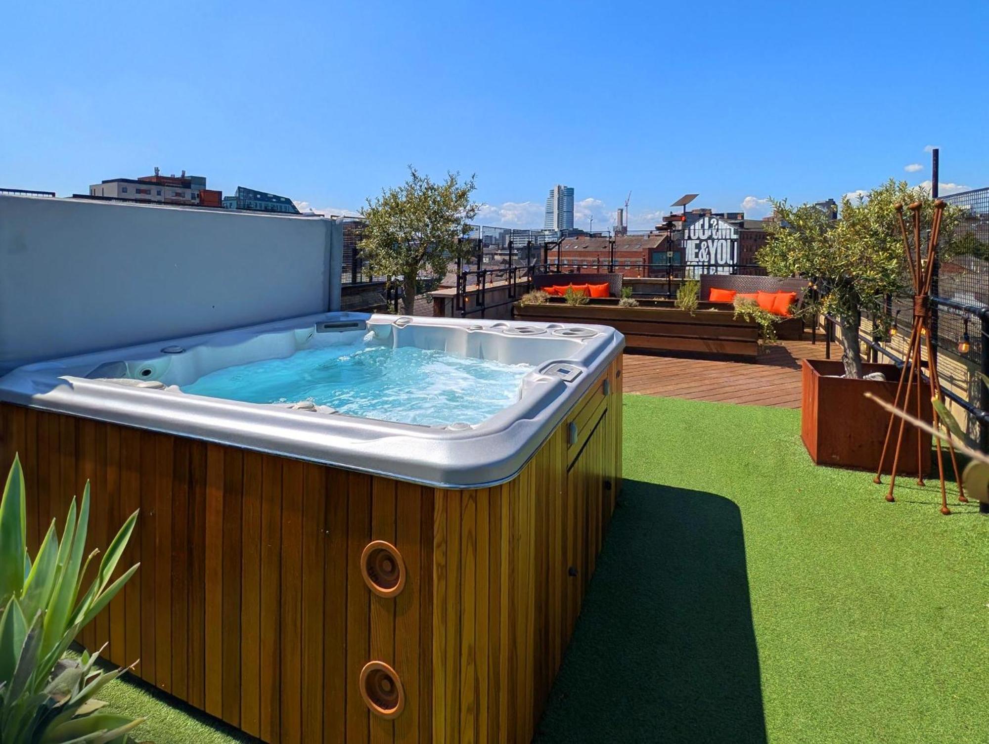The Bells - Luxury Serviced Apartments Leeds  Extérieur photo